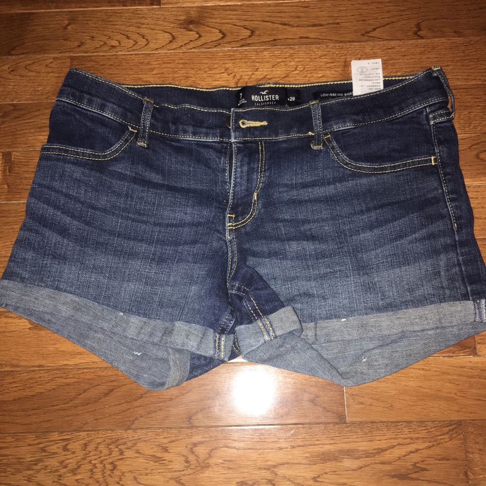 hollister low rise midi short